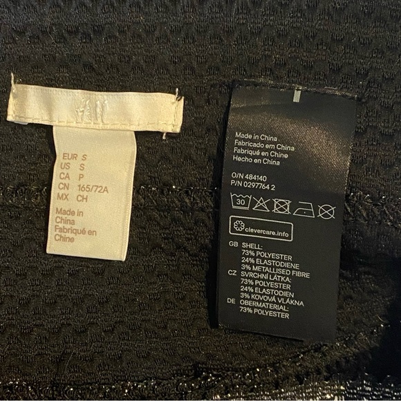 H&M high waisted skirt - Picture 2 of 3